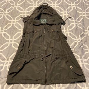 Womens Woolrich vest Size L
